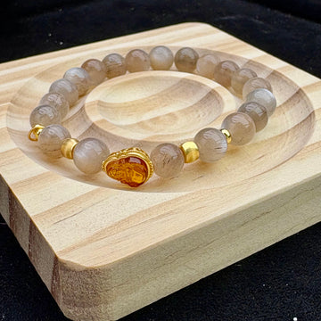 Vishwa——Handcrafted Natural Crystal Beaded Bracelet
