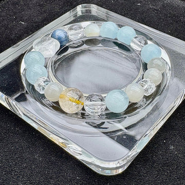 Careself ——Handcrafted Natural Crystal Beaded Bracelet