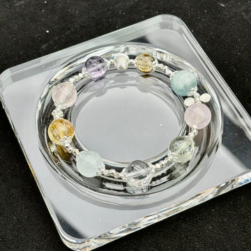 Isaro——Handcrafted Natural Crystal Beaded Bracelet