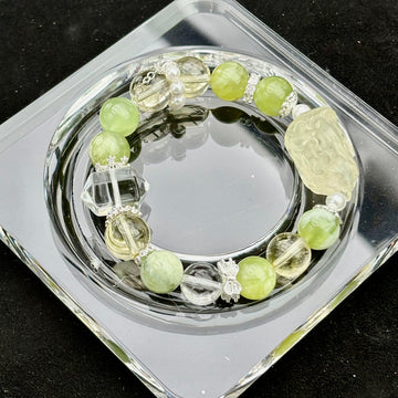 Niko——Handcrafted Natural Crystal Beaded Bracelet